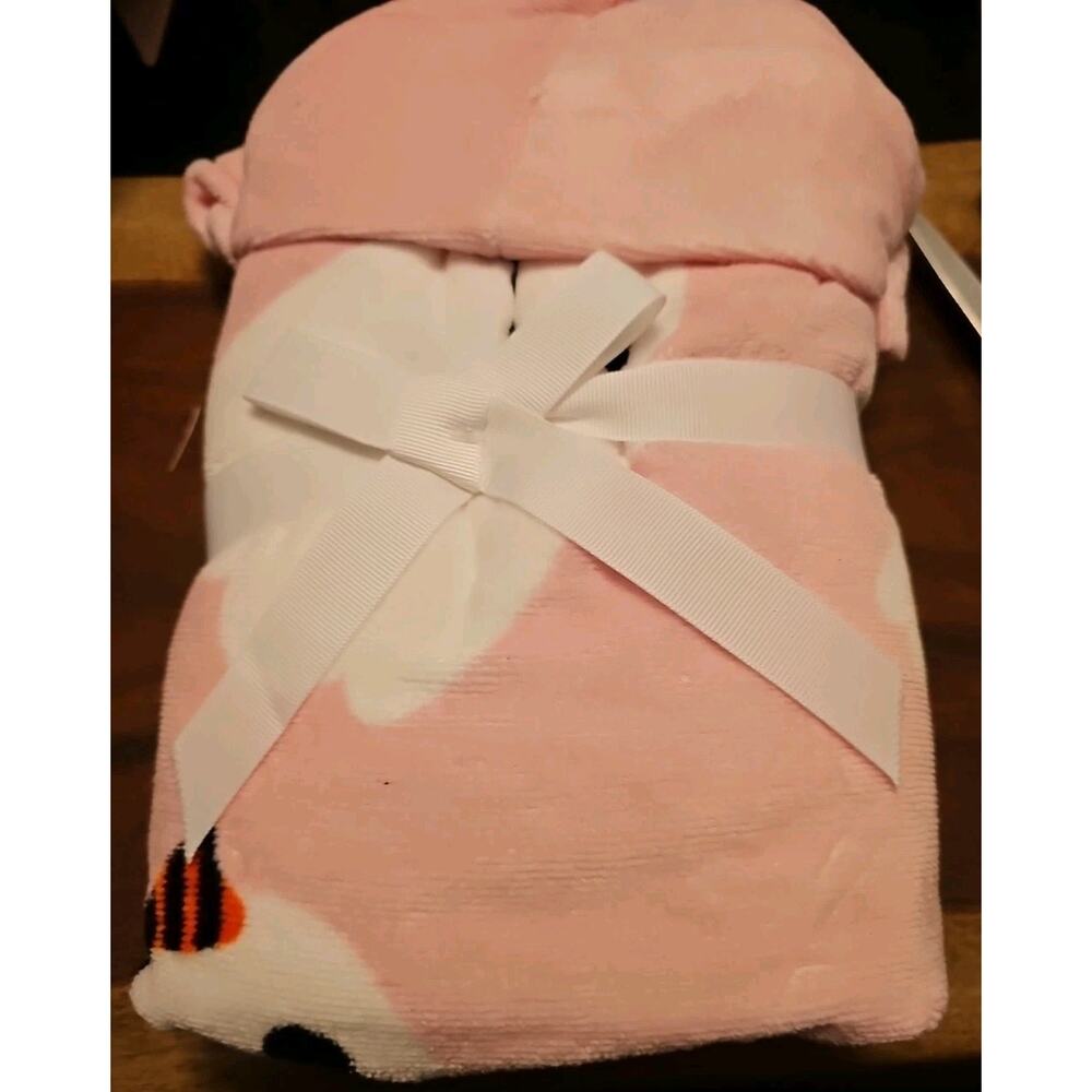 Hooded Towel Pink Ghosts Halloween Collection 28x54 In Caro kids - Picture 3 of 3